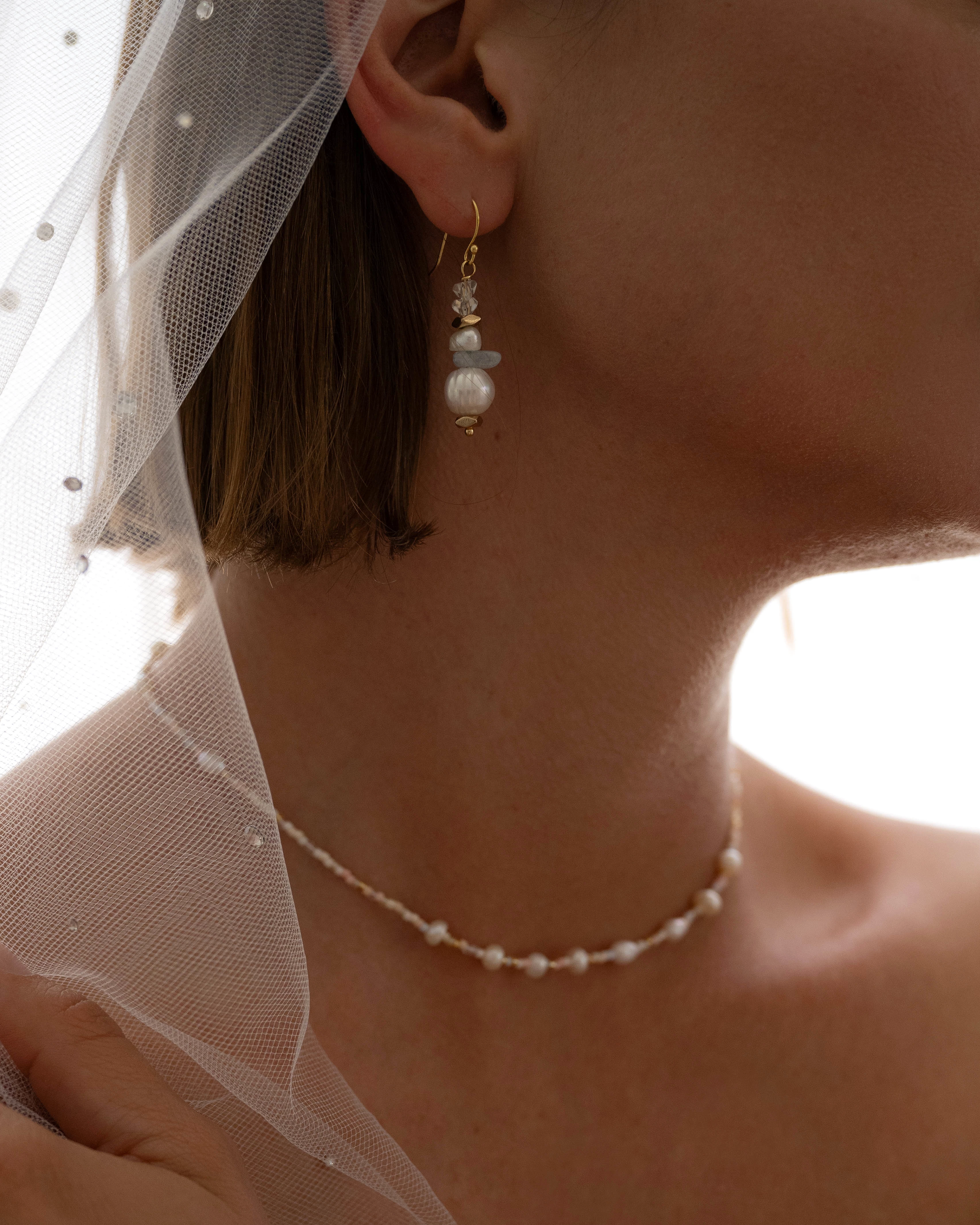 ARAJILLA - PEARL BRIDAL EARRINGS