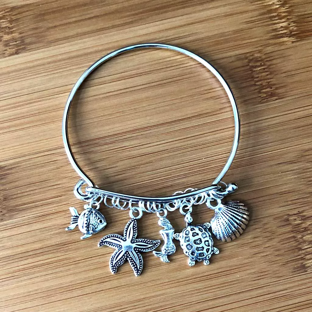 Beach Themed Silver Shell Bangle Bracelet