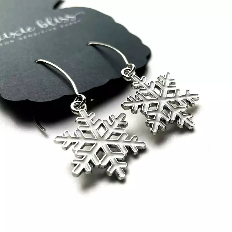 Dixie Bliss Perfect Snow Flake Earrings