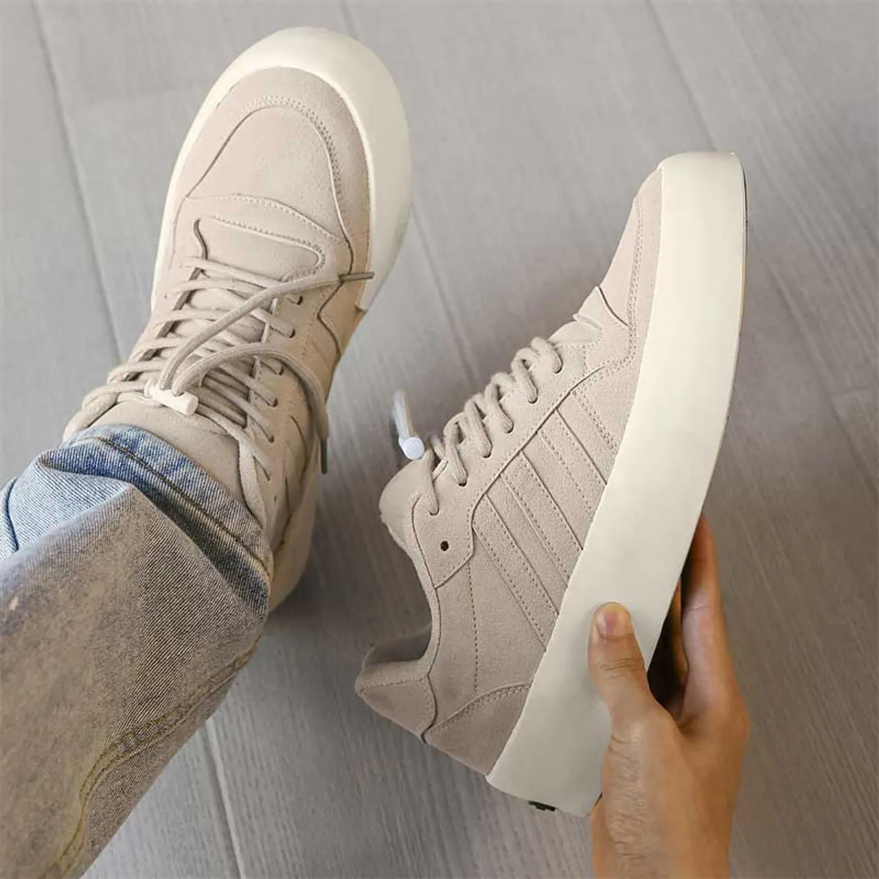 Grey plain stripe block casual shoe sneaker