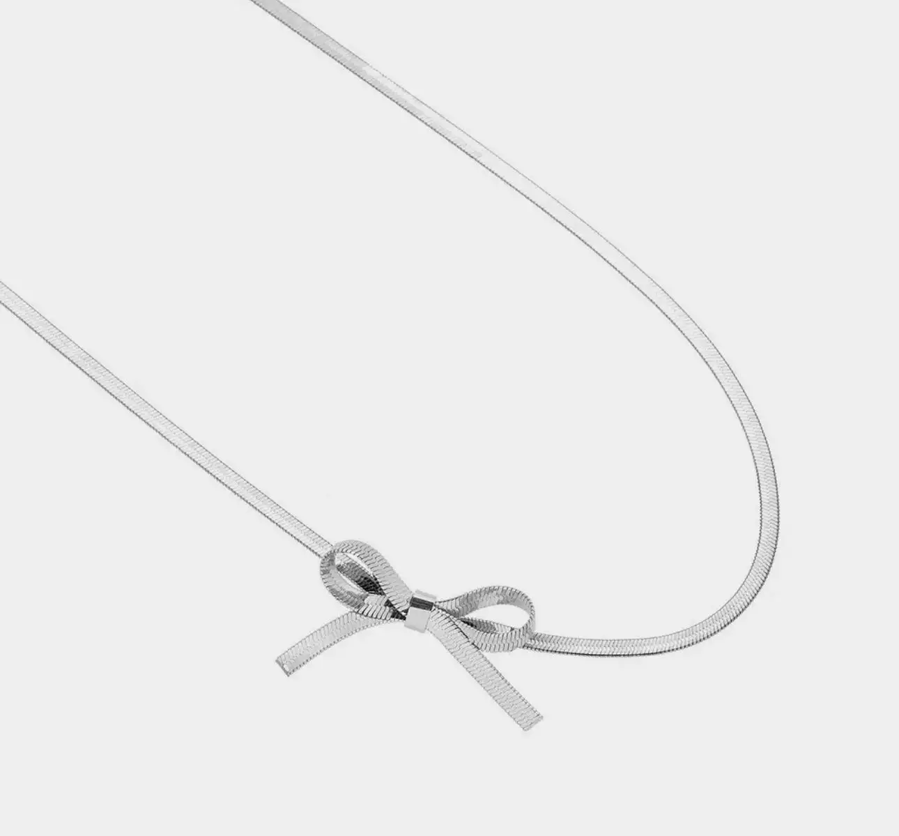 HERRINGBONE BOW NECKLACE