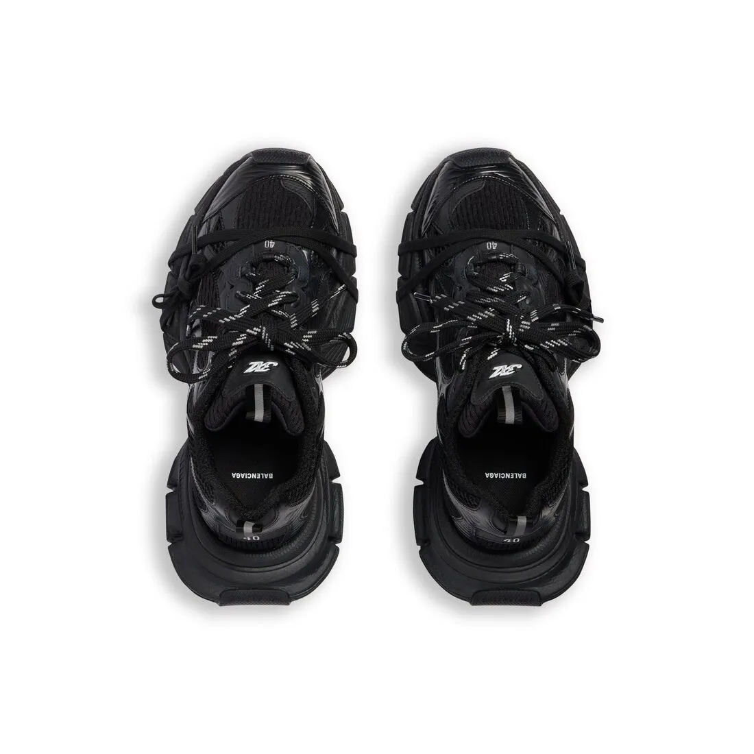      Men's 3xl Sneaker in Black 