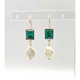 Pearl Drop Earrings With Green Glass Stone