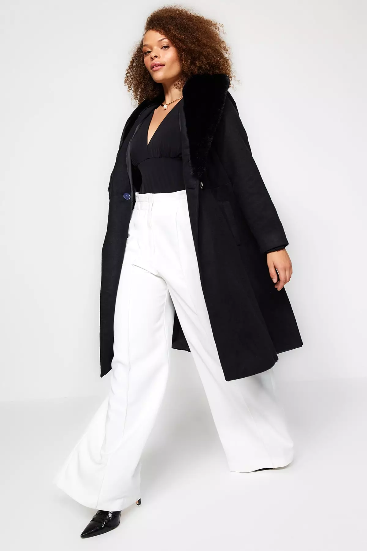 Trendyol Plus Size Fur Collar Coat