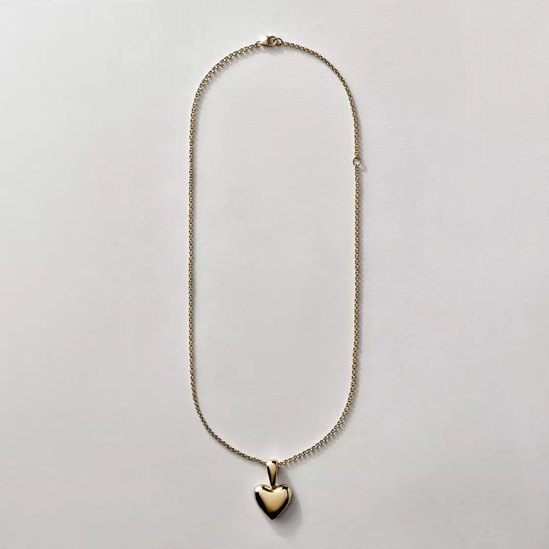 Voluptuous Heart Necklace, Gold